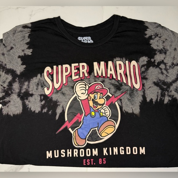 Súper Mario Shirt Size XL - Picture 2 of 4